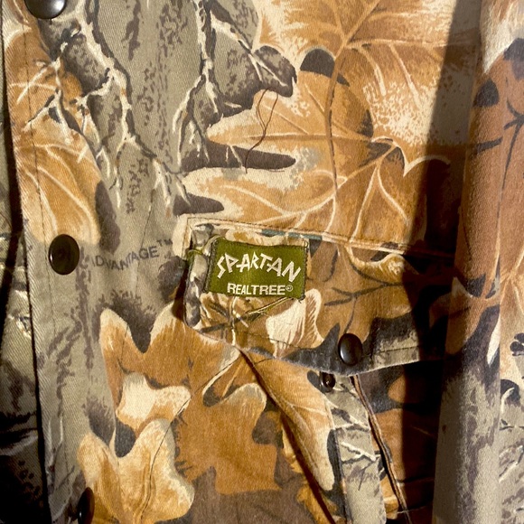 Large real tree Camo hunting coat - Picture 3 of 4